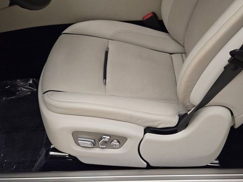 Certified 2016 Rolls-Royce Wraith image 31