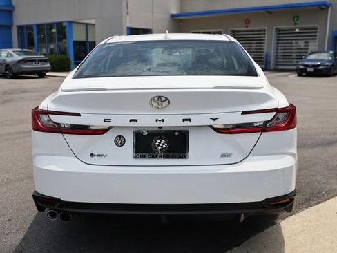Used 2025 Toyota Camry SE FWD image 10