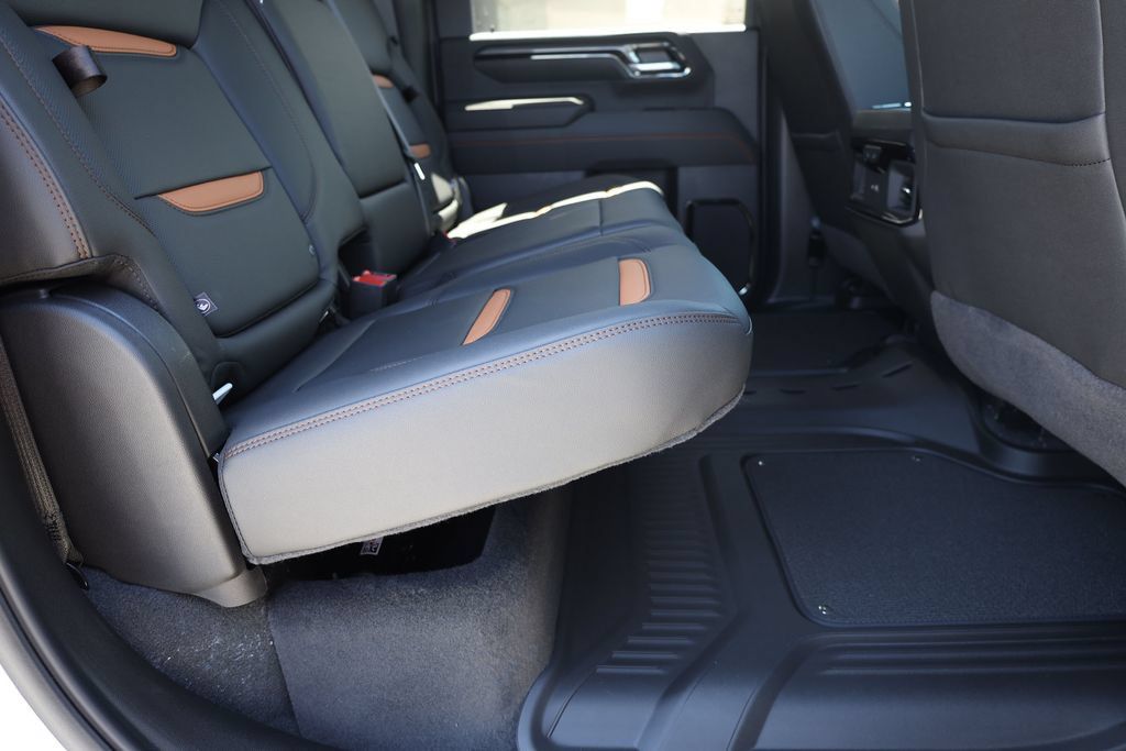New 2026 GMC Sierra 2500 AT4 w/ AT4 Premium Plus Package AWD/4WD image 17