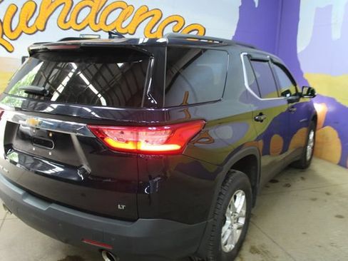 Used 2020 Chevrolet Traverse LT AWD/4WD image 8