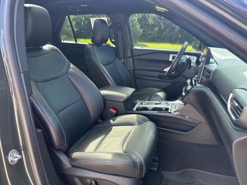 Used 2022 Ford Explorer ST w/ Equipment Group 401A AWD/4WD image 25