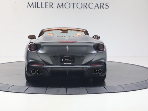 Certified 2022 Ferrari Portofino M RWD image 7