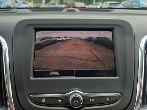 Used 2024 Chevrolet Equinox LT FWD image 20