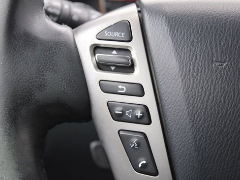 Used 2013 Nissan Armada Platinum image 36