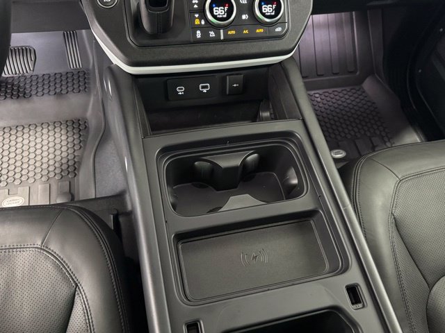 New 2024 Land Rover Defender 110 SE AWD/4WD image 21