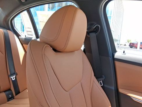 New 2026 BMW 330i Sedan w/ Convenience Package RWD image 19