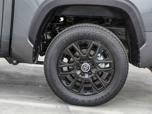 New 2024 Toyota Tundra Limited image 11