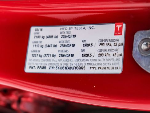 Used 2018 Tesla Model 3 Long Range RWD image 51