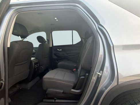 Used 2019 Chevrolet Traverse LT FWD image 19