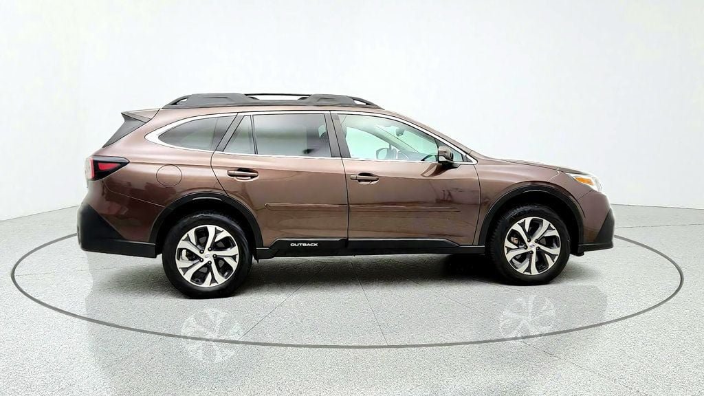 Used 2021 Subaru Outback Limited AWD/4WD image 4