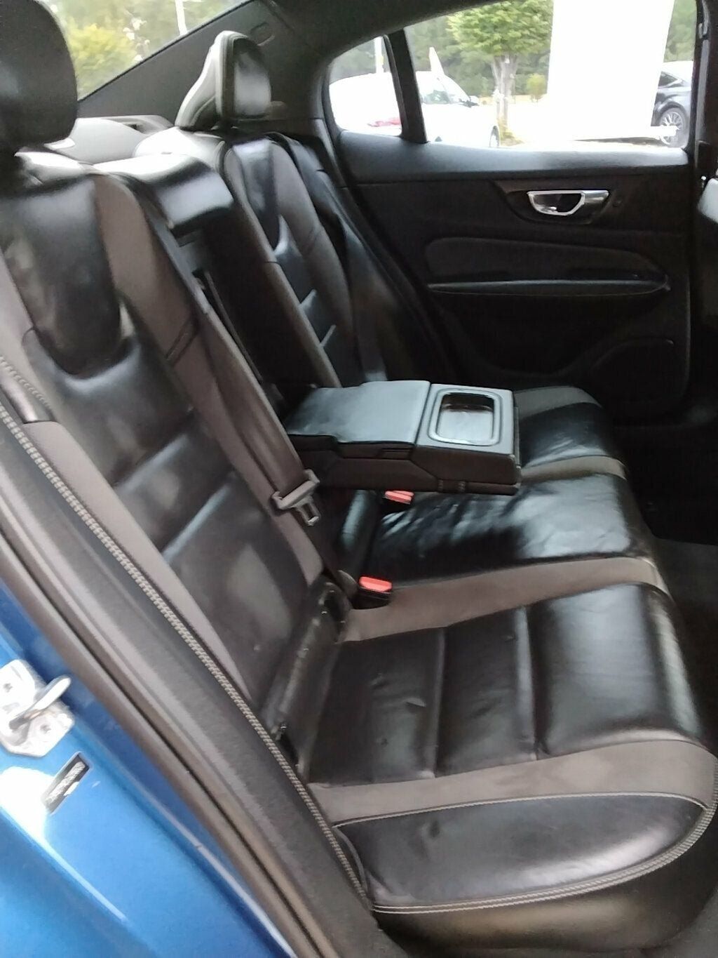 Used 2020 Volvo S60 T5 R-Design FWD image 10