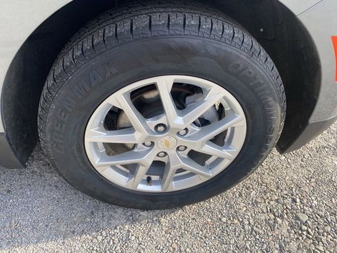 Used 2024 Chevrolet Equinox LT image 17