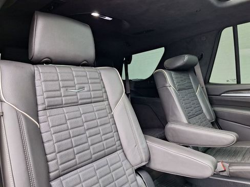 Certified 2025 Cadillac Escalade V image 33