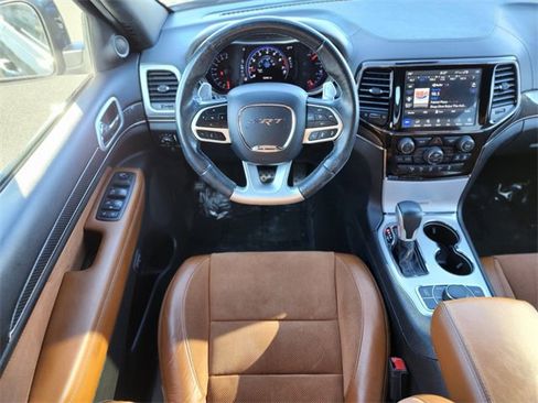 Used 2020 Jeep Grand Cherokee SRT image 13