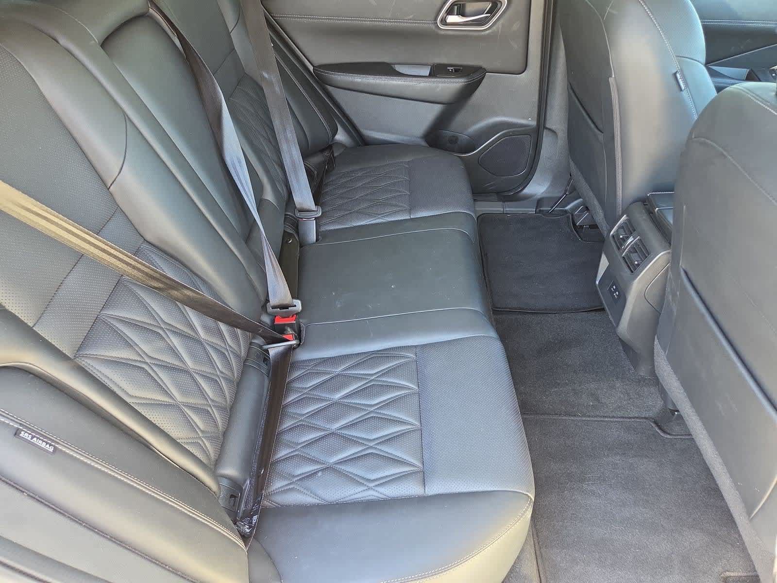Used 2023 Nissan Rogue Platinum FWD image 20