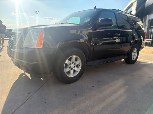 Used 2009 GMC Yukon SLE w/ Convenience Package RWD image 6