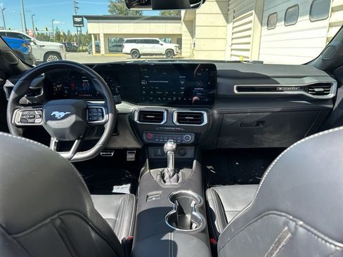 Used 2025 Ford Mustang Premium RWD image 14