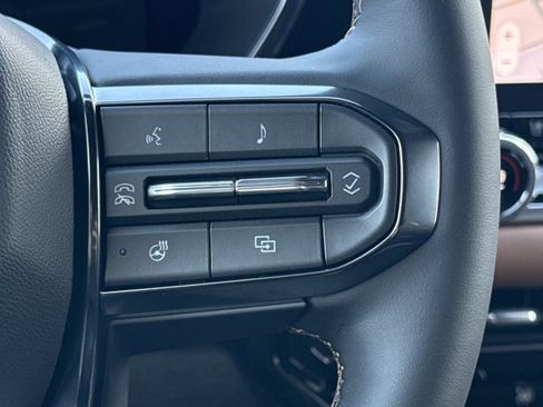 New 2026 GMC Canyon AT4 w/ Technology Plus Package AWD/4WD image 22