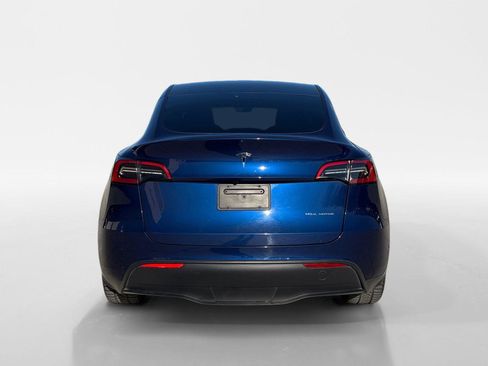 Used 2024 Tesla Model Y Long Range image 14
