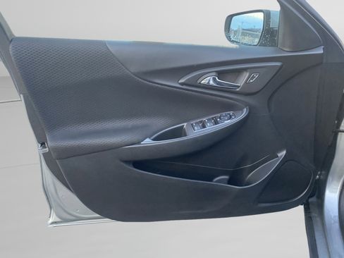 Used 2024 Chevrolet Malibu LT image 13