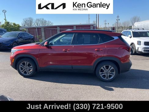 Certified 2023 Kia Seltos S w/ Navigation Package image 8