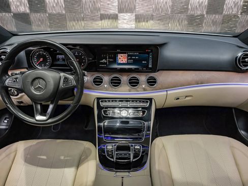 Used 2017 Mercedes-Benz E 300 image 13