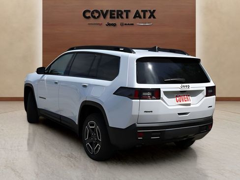 New 2026 Jeep Cherokee Laredo AWD/4WD image 3
