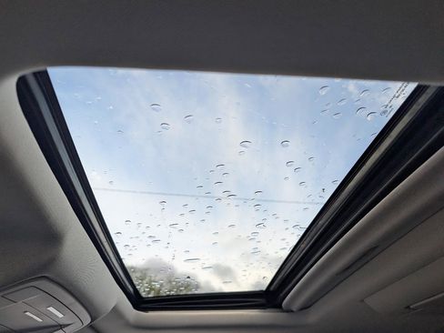 Used 2018 GMC Yukon XL Denali w/ Open Road Package image 23