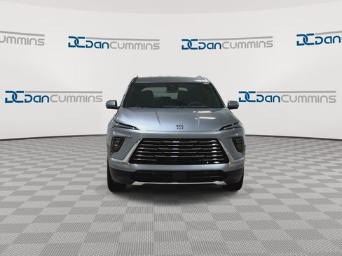 New 2026 Buick Enclave Preferred image 3