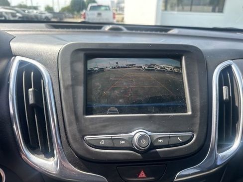 Used 2019 Chevrolet Equinox LT FWD image 41