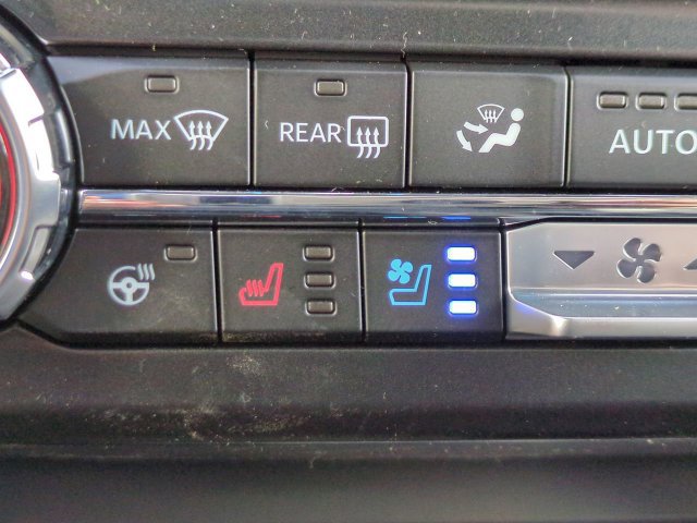 New 2026 Ford F250 Lariat w/ Black Appearance Package AWD/4WD image 24
