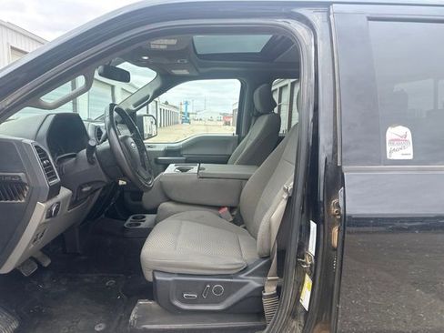 Used 2017 Ford F150 XLT w/ Equipment Group 302A Luxury AWD/4WD image 15