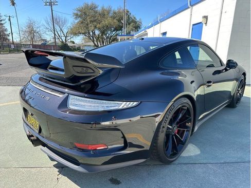 Used 2014 Porsche 911 GT3 image 8