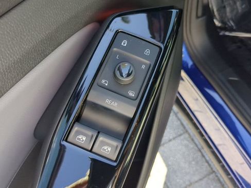 Certified 2022 Volkswagen ID.4 Pro S RWD image 18