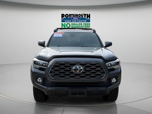 Used 2023 Toyota Tacoma TRD Off-Road AWD/4WD image 9
