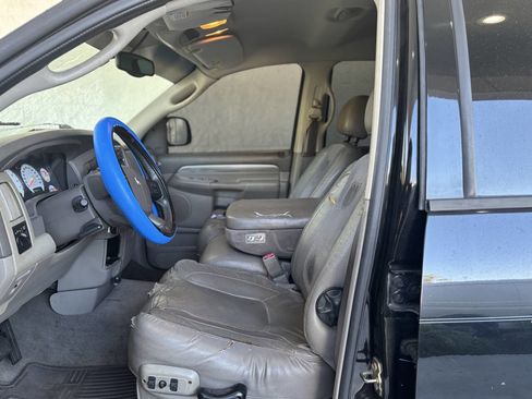 Used 2004 Dodge Ram 1500 Truck SLT w/ Trailer Tow Group image 10