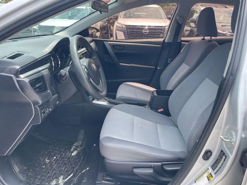 Used 2016 Toyota Corolla L FWD image 4