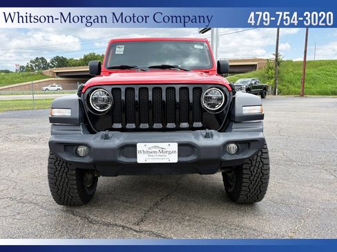 Used 2020 Jeep Wrangler Unlimited Sport AWD/4WD image 2