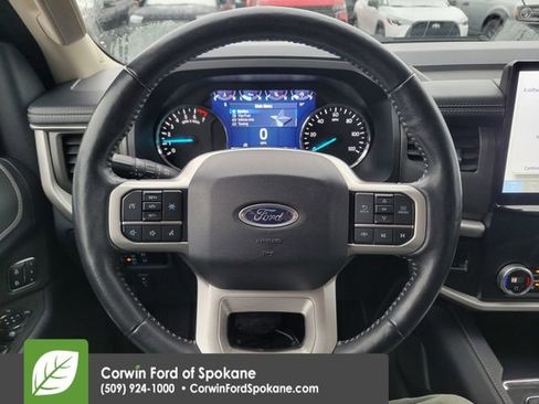 Used 2024 Ford Expedition XLT image 28