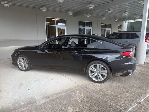 Used 2023 Acura TLX w/ Technology Package FWD image 7