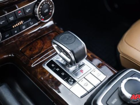 Used 2014 Mercedes-Benz G 63 AMG 4MATIC image 17