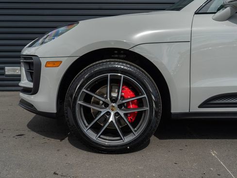 New 2026 Porsche Macan S image 12