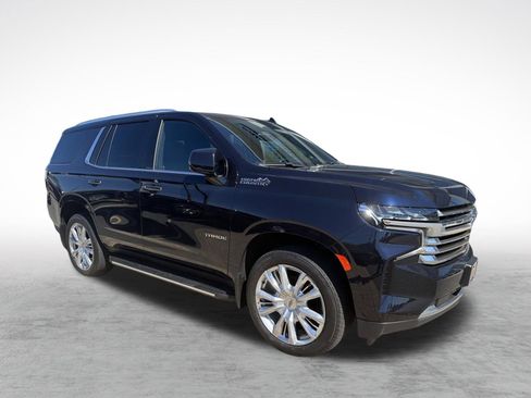 Used 2024 Chevrolet Tahoe High Country AWD/4WD image 8