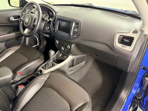 Used 2021 Jeep Compass Latitude w/ Convenience Group image 32