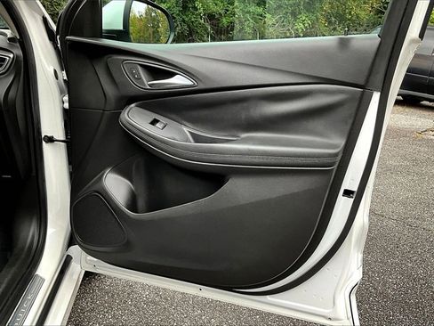 Certified 2022 Buick Encore GX Select w/ Sport Touring Package image 25