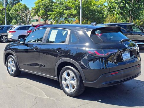 Certified 2023 Honda HR-V LX image 15