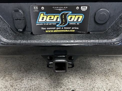 Used 2021 Chevrolet Silverado 1500 RST image 8