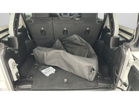 Used 2023 Jeep Wrangler Unlimited Sport AWD/4WD image 23