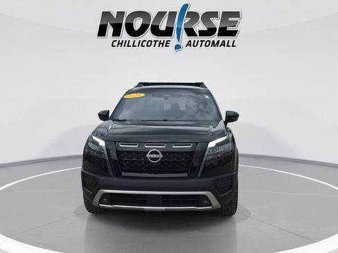 Used 2025 Nissan Pathfinder Rock Creek AWD/4WD image 3