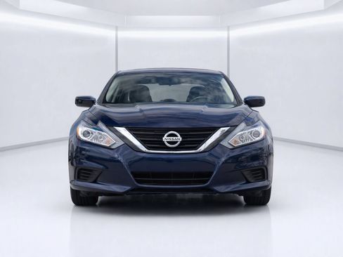 Used 2016 Nissan Altima 2.5 S w/ Power Driver Seat Package FWD image 5